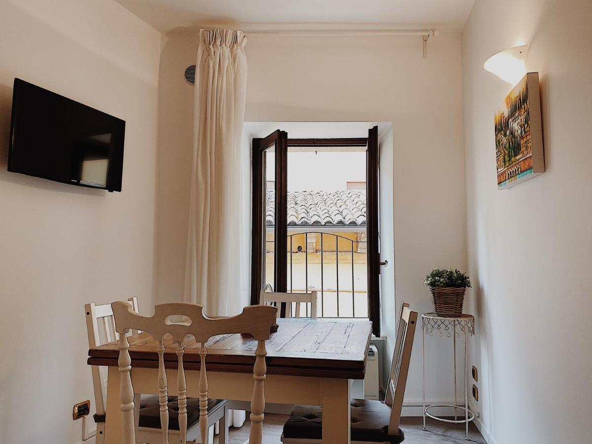 Lo Scalino Apartamento *